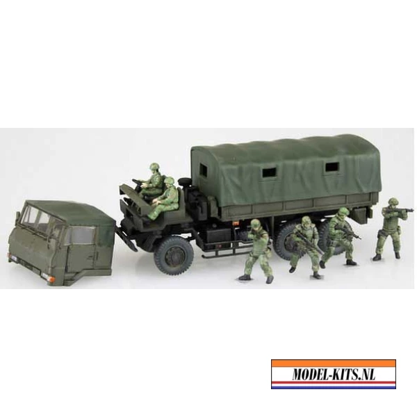 2 TON TRUCK WITH ADDITIONAL ARMOR AND 6 FIGURES