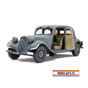 CITROËN TRACTION 11CV STAFF CAR 1