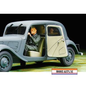 CITROËN TRACTION 11CV STAFF CAR 2