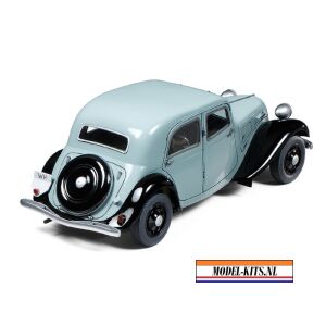 CITROËN TRACTION 11CV STAFF CAR 4