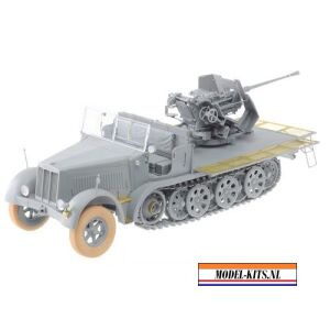 SDKFZ.7 2 3.7CM FLAK 36 1