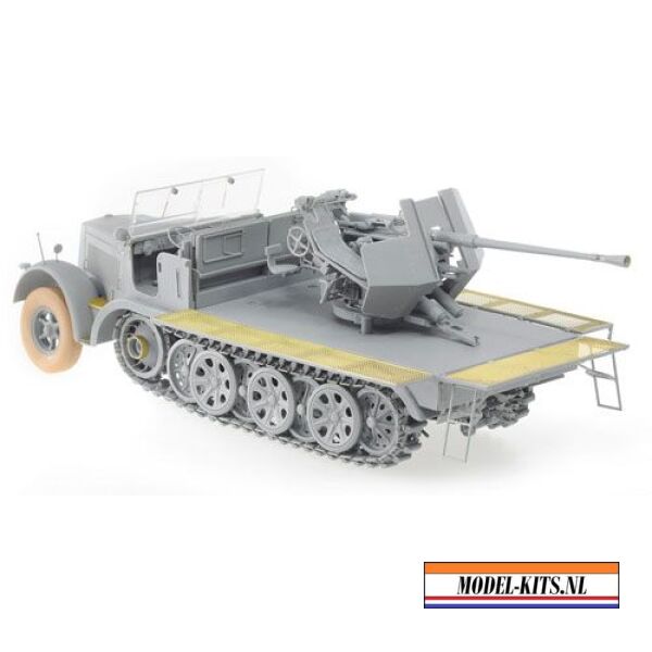 SDKFZ.7 2 3.7CM FLAK 36 2