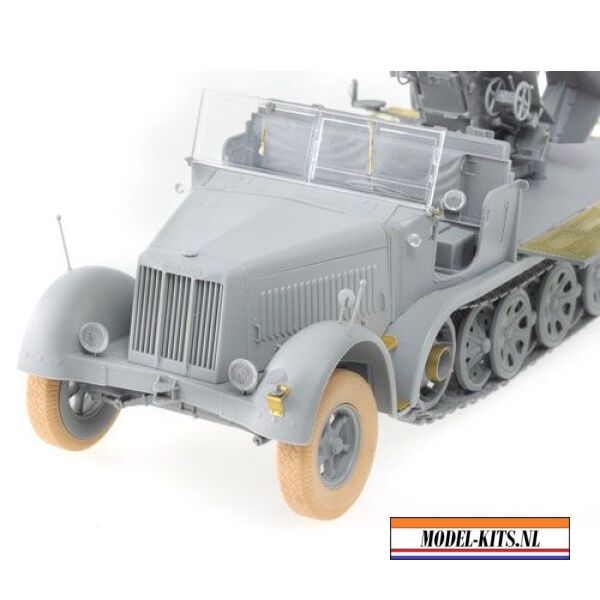 SDKFZ.7 2 3.7CM FLAK 36 3