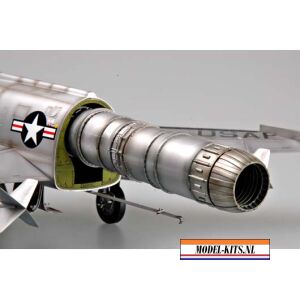 F 100D SUPER SABRE 8