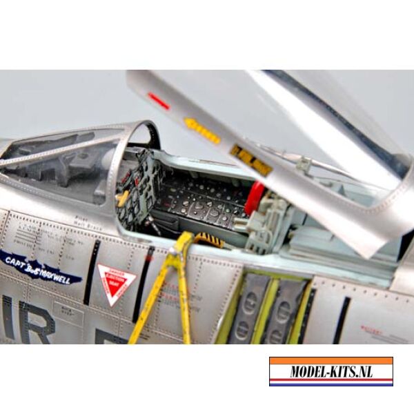 F 100D SUPER SABRE 9