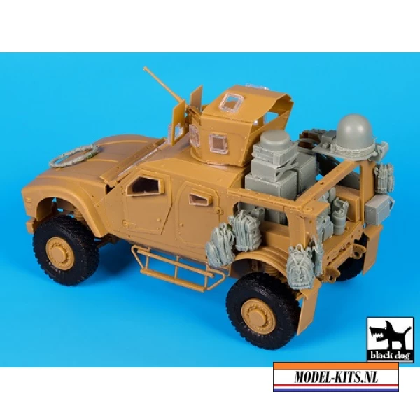 M ATV WIN T EQUIPMENT SET