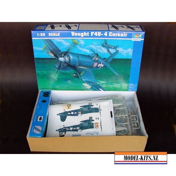 VOUGHT F4U 4 CORSAIR 12