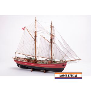 1:50 Lilla Dan Wooden hull