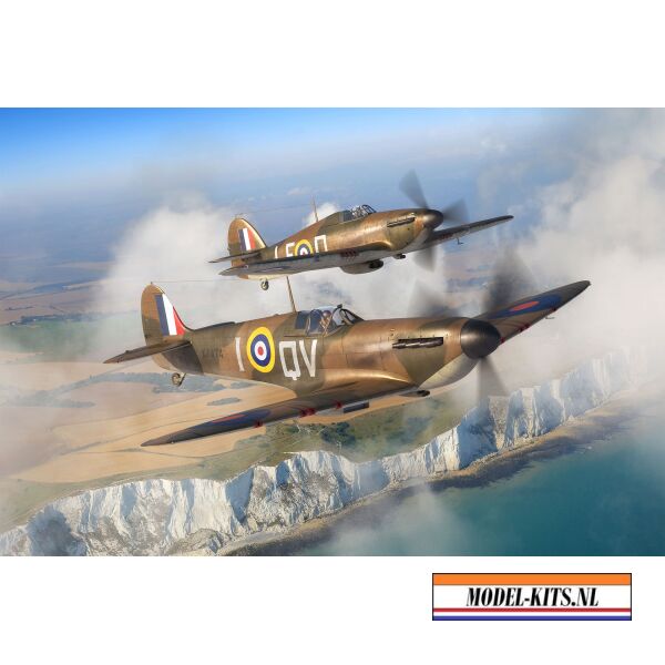 SUPERMARINE SPITFIRE MK. IA & HAWKER HURRICANE MK.I 2