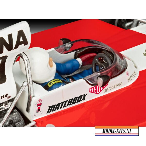 Surtees TS16 03 3