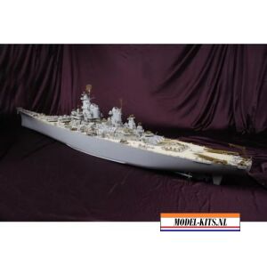 USS IOWA DELUXE PACK 18