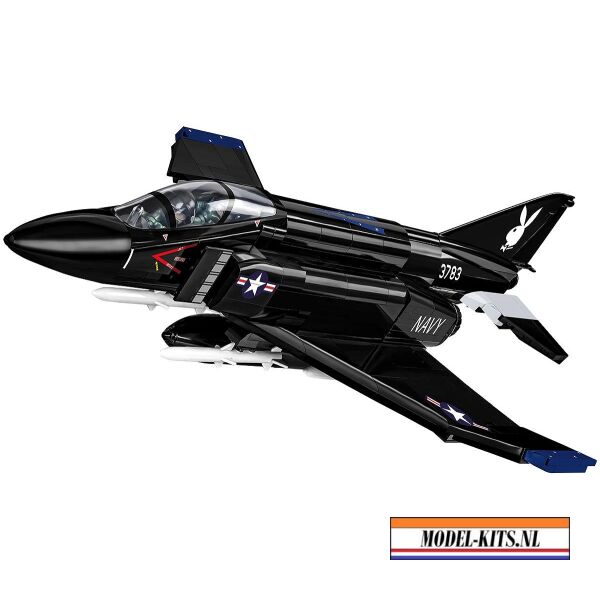 F 4S PHANTOM II 2