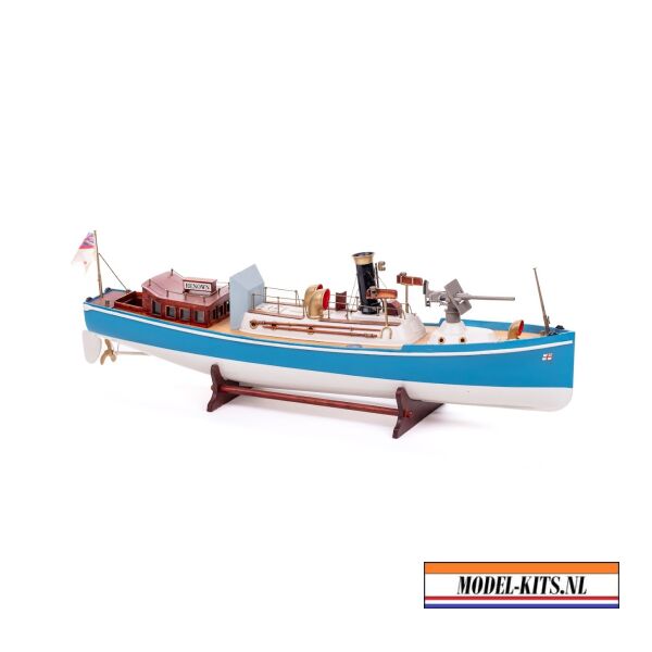 1:35 H.M.S. Renown wooden hull