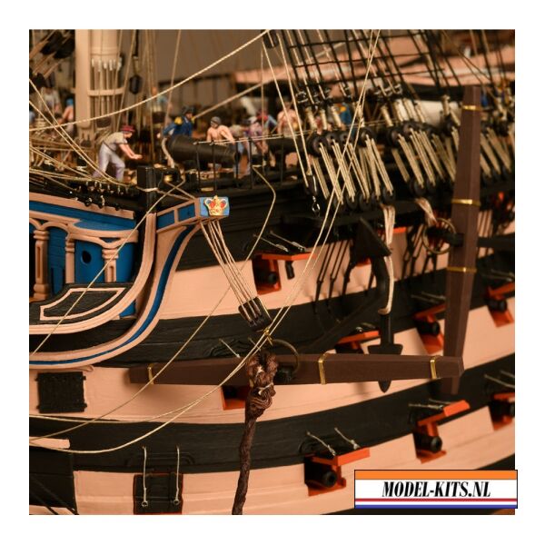 HMS Victory met volledig interieur 5