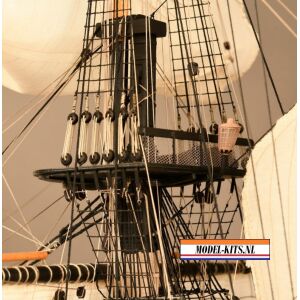 HMS Victory met volledig interieur 9