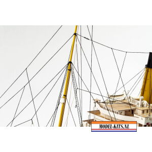 RMS Titanic Complete 12
