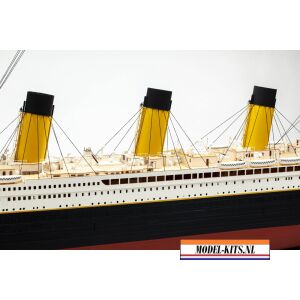 RMS Titanic Complete 13