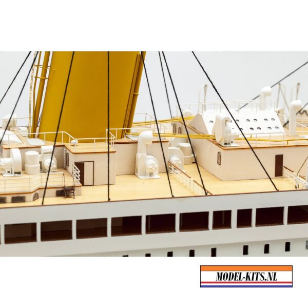 RMS Titanic Complete 15