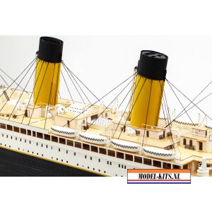 RMS Titanic Complete 41
