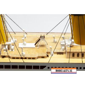 RMS Titanic Complete 50