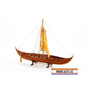1:25 Roar Ege Wooden hull