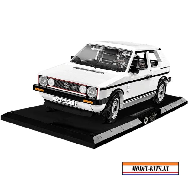 VOLKSWAGEN GOLF GTI 1