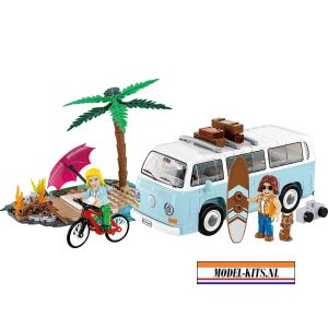 VOLKSWAGEN T2A KOMBI 1