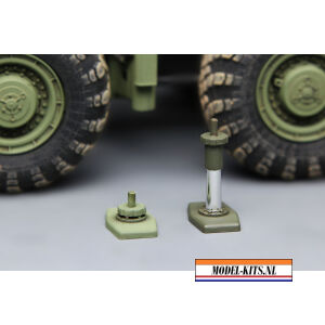 9A52 2 SMERCH RUSSIAN LONG RANGE ROCKET LAUNCHER 11