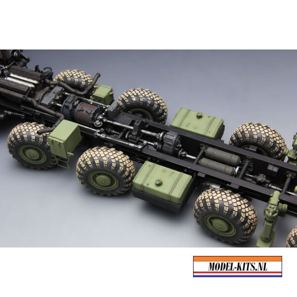9A52 2 SMERCH RUSSIAN LONG RANGE ROCKET LAUNCHER 12