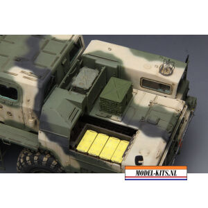 9A52 2 SMERCH RUSSIAN LONG RANGE ROCKET LAUNCHER 3