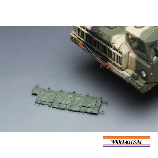 9A52 2 SMERCH RUSSIAN LONG RANGE ROCKET LAUNCHER 5