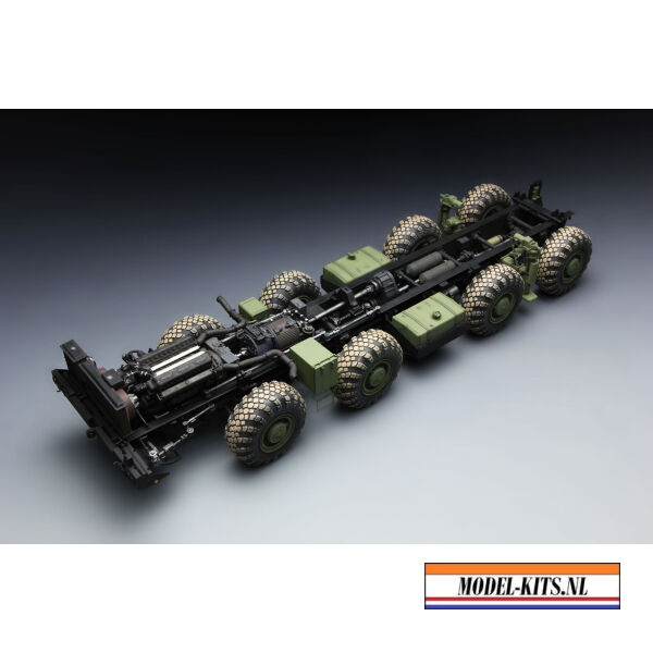 9A52 2 SMERCH RUSSIAN LONG RANGE ROCKET LAUNCHER 9