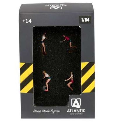 BOX SET 4  Car Washer Girls