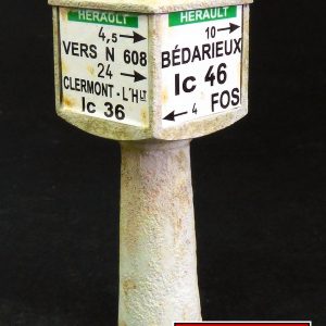 FINGERPOST   FRANCE