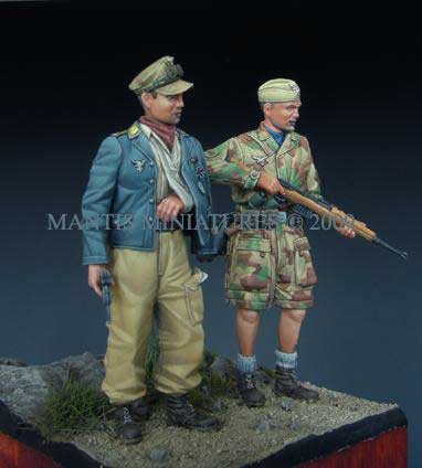 GERMAN PARATROOPERS ITALY 1944 2 FIGURES