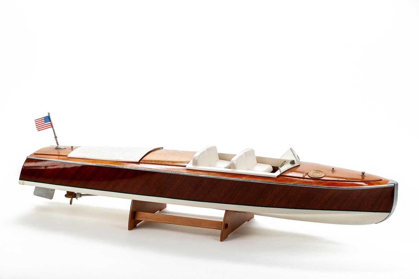 1:15 PHANTOM @ Wooden hull