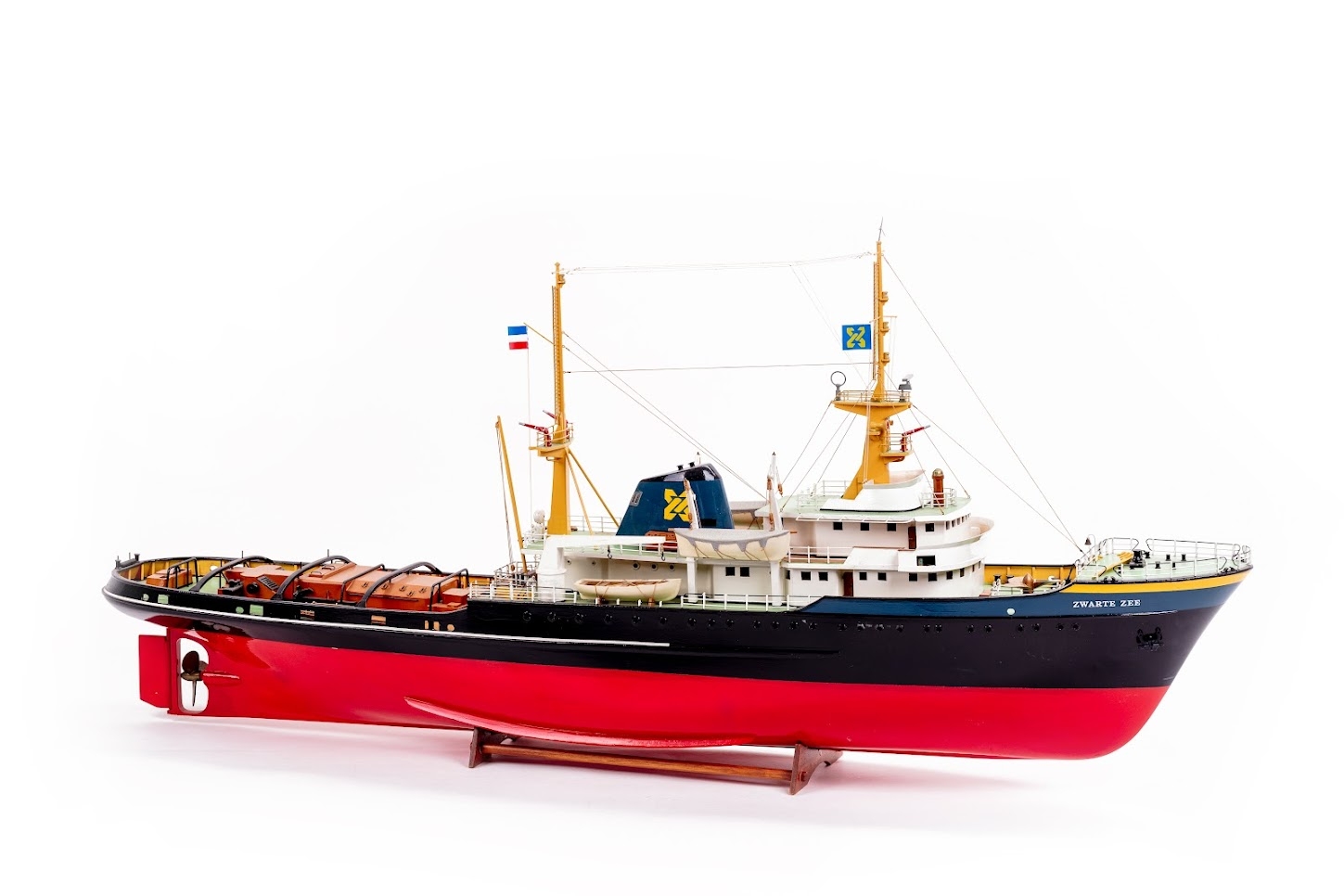 1:90 Zwarte Zee Plastic hull