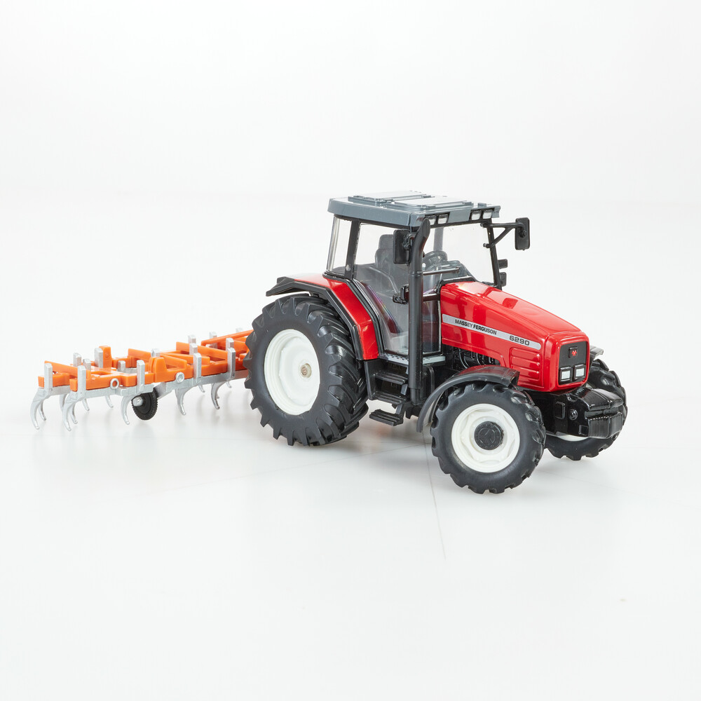 Massey Ferguson 6290 met Cultivator