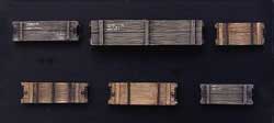 SET OF US WEAPON BOXES